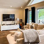 3 Bedroom Amazing In Elnesvagen Сasa de vacaciones *