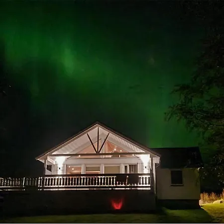 Gorgeous Home In Elnesvagen With Wifi *