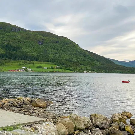 3 Bedroom Amazing In Elnesvagen Sylte (Hustadvika)