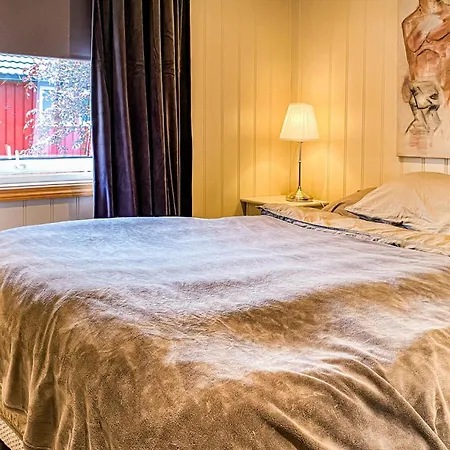 Gorgeous Home In Elnesvagen With Wifi * Sylte (Hustadvika)