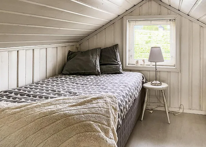 3 Bedroom Amazing In Elnesvagen * Sylte (Hustadvika)
